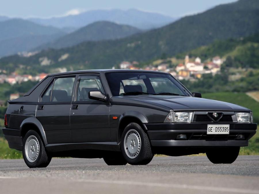  Alfa Romeo 75 2.0i T.Spark 1988 года  (WW) (фото 4 из 4)